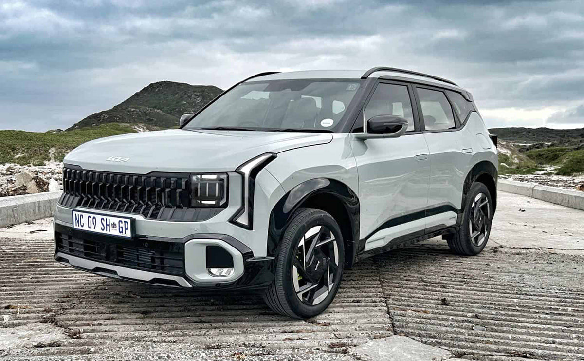 What safety features does the Kia Seltos have